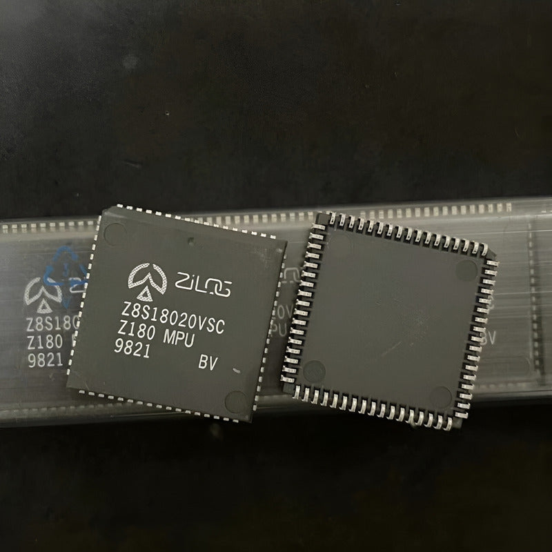 Microprocesador Z8s18020vsc Z180 Mpu 20 Mhz Plcc68