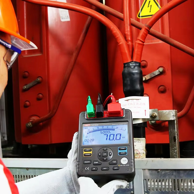 Medidor De Resistencia Aislamiento Ut513a Megohmetro