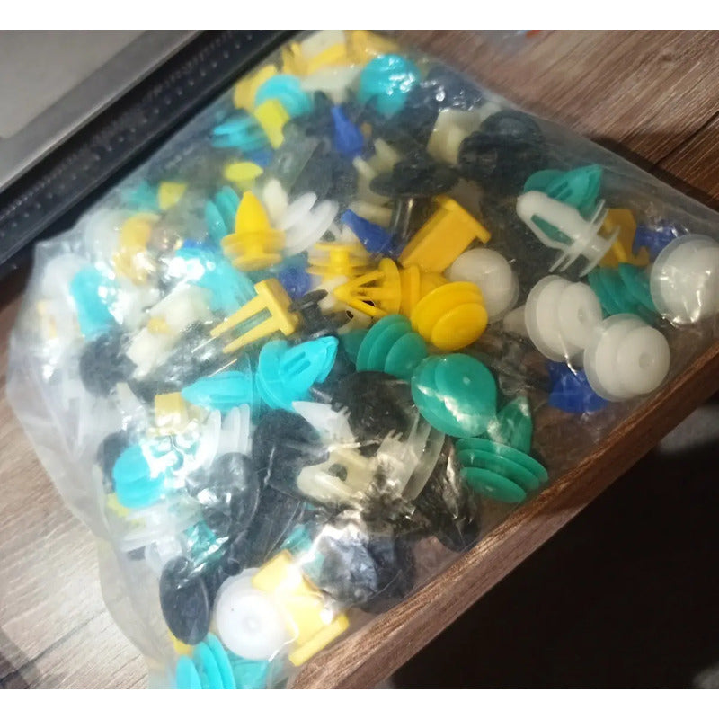 Set 200 Clip Broche Reparacion Parachoque Puertas Carroceria