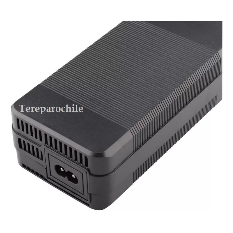 Cargador Batería Bicicleta Eléctrica Scooter 60v Emite 67.2v