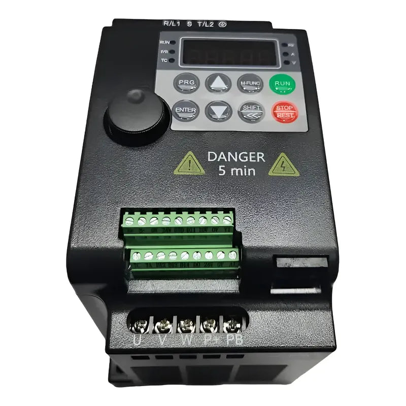 Variador Frecuencia 2.2kw 220v Monofasico 220 Trifasico 9.6a
